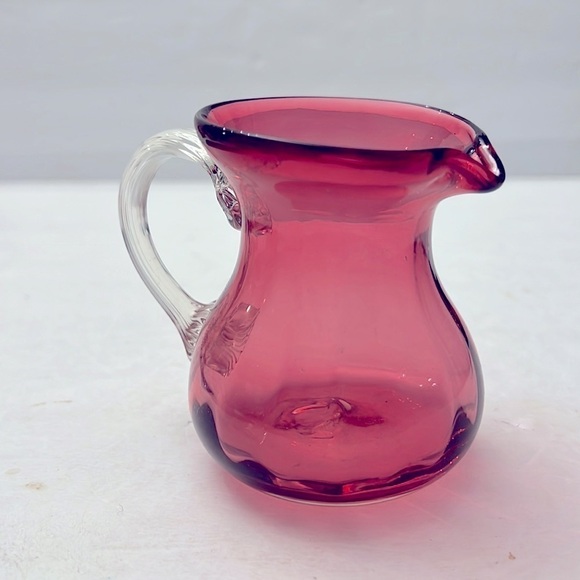 Vintage pilgrim cranberry glass ribbed small pitcher - Picture 3 of 6